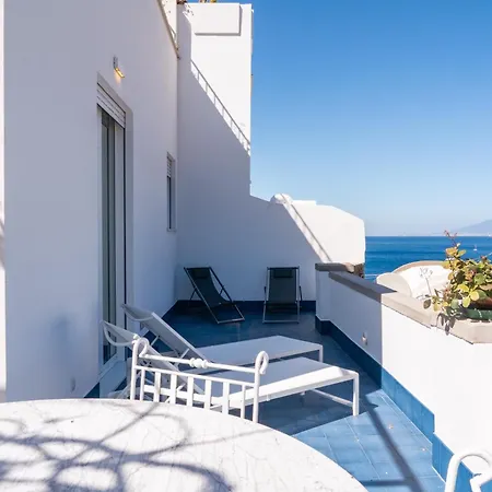 Belvedere Luxury Apartment *